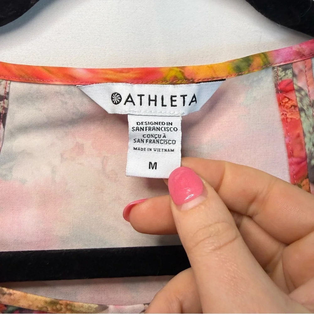 Athleta Refined Zephyr Athletic Tank Top Watercolor Floral Sleeveless, size M - Picture 3 of 8